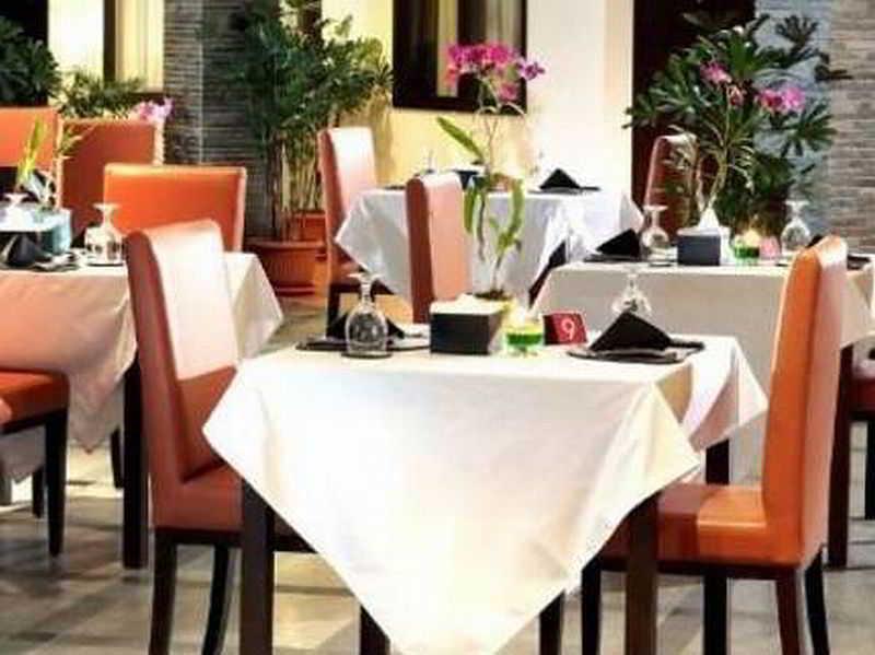 Hotel The Palais Dago 3*